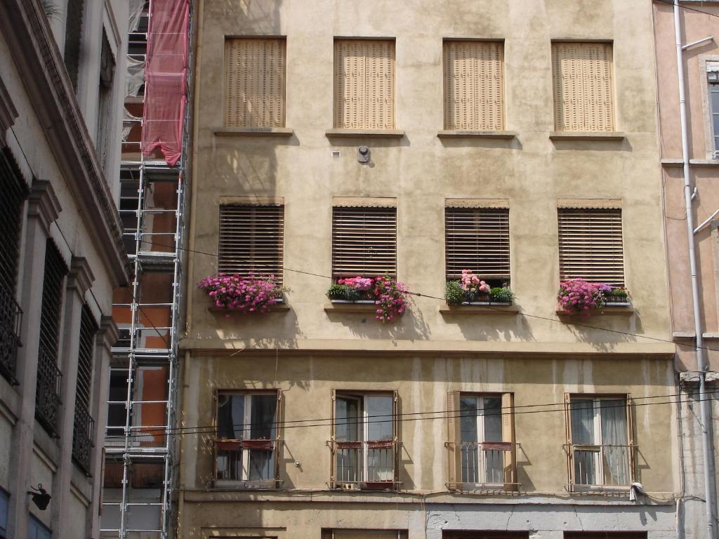 Chambres Les Soyeuses ลียง ภายนอก รูปภาพ