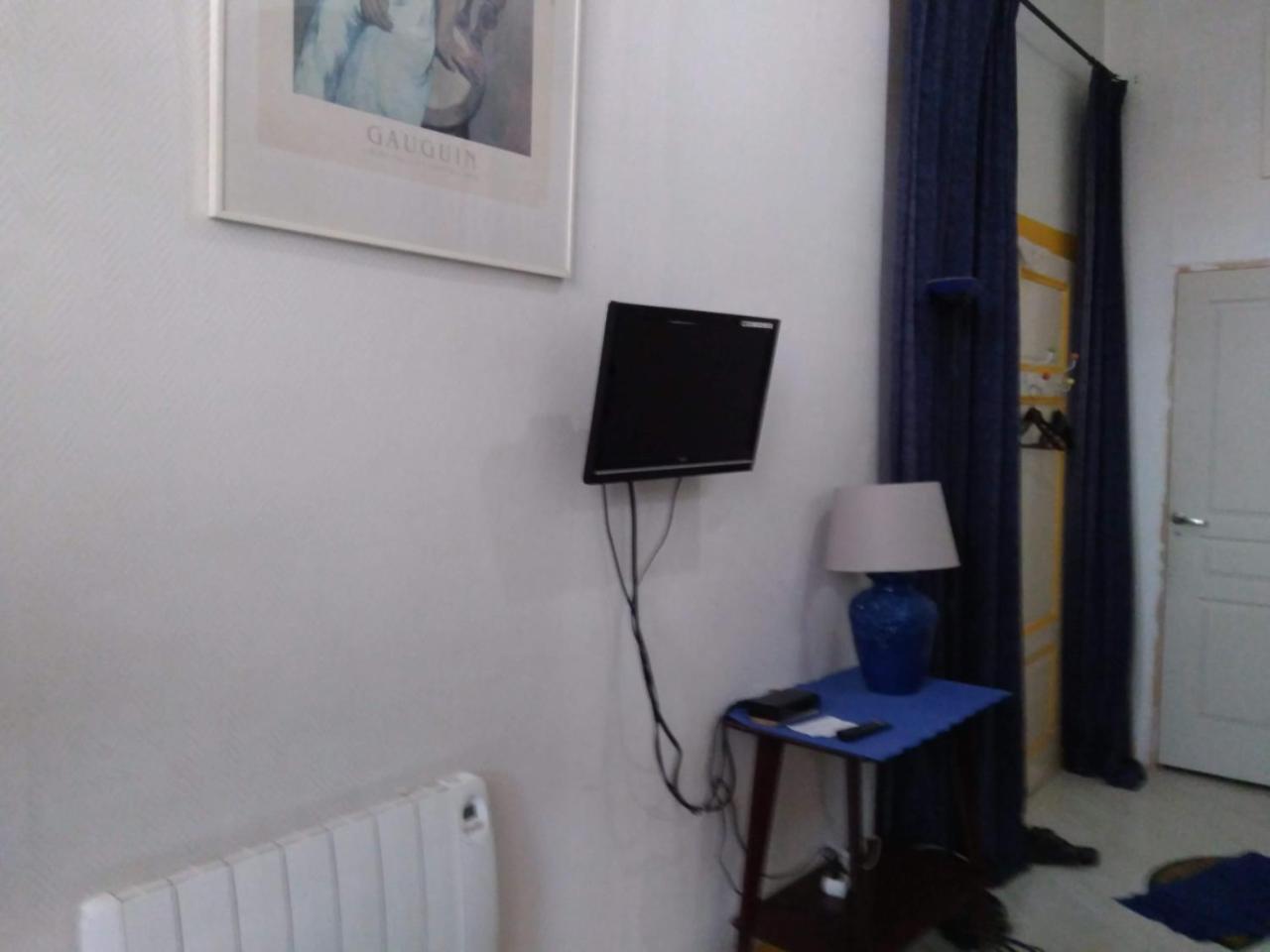 Chambres Les Soyeuses ลียง ภายนอก รูปภาพ