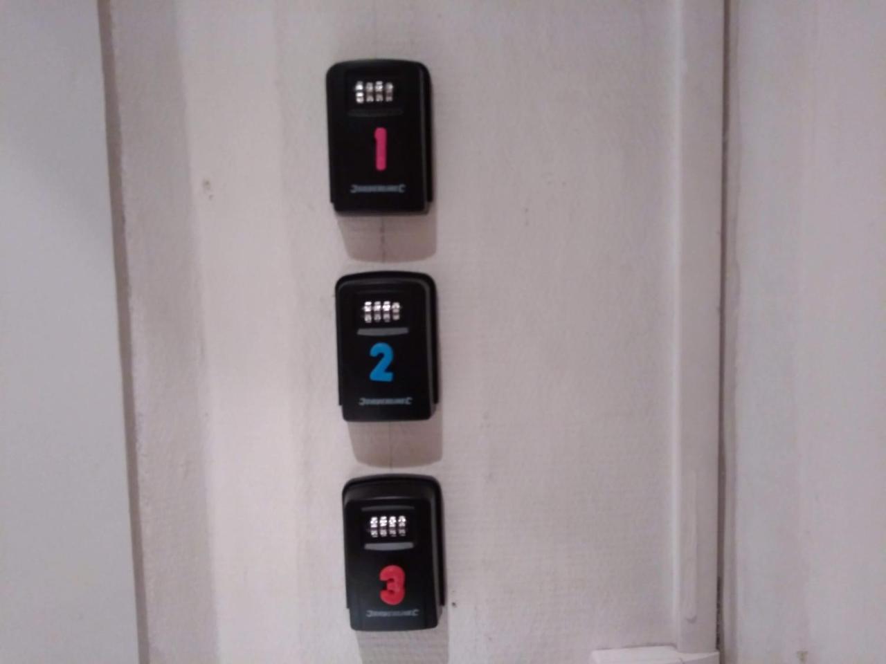 Chambres Les Soyeuses ลียง ภายนอก รูปภาพ