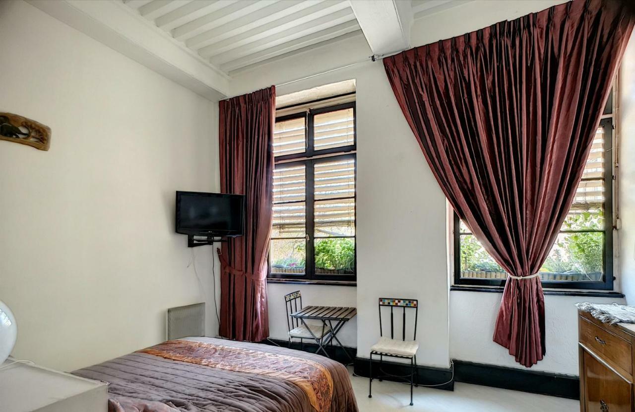 Chambres Les Soyeuses ลียง ภายนอก รูปภาพ